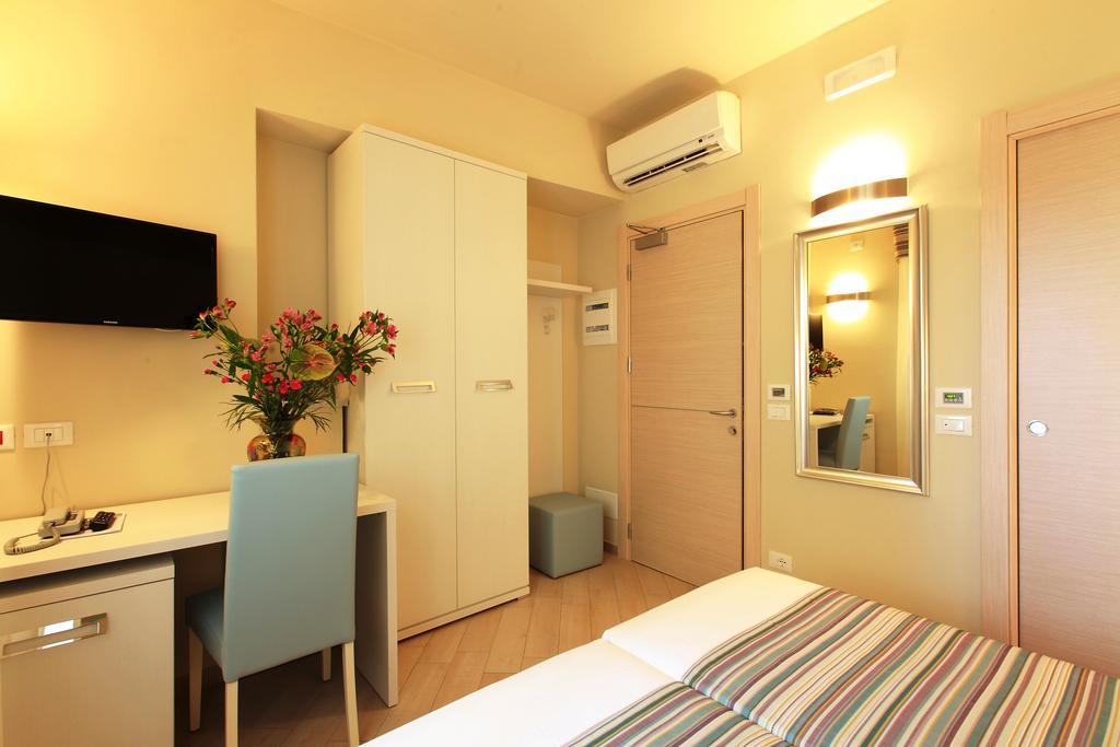 Hotel Souvenir Μοντερόσο αλ Μάρε Εξωτερικό φωτογραφία