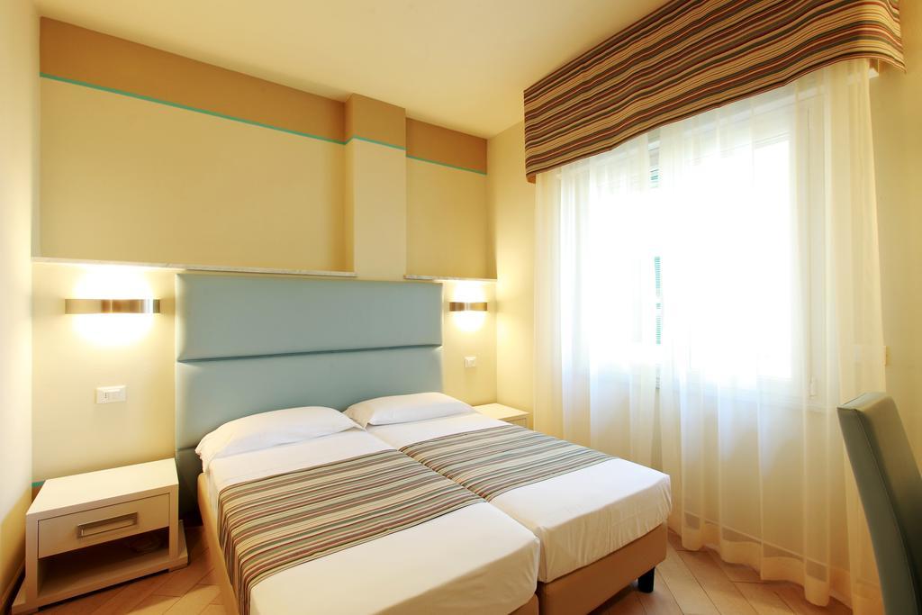 Hotel Souvenir Μοντερόσο αλ Μάρε Εξωτερικό φωτογραφία