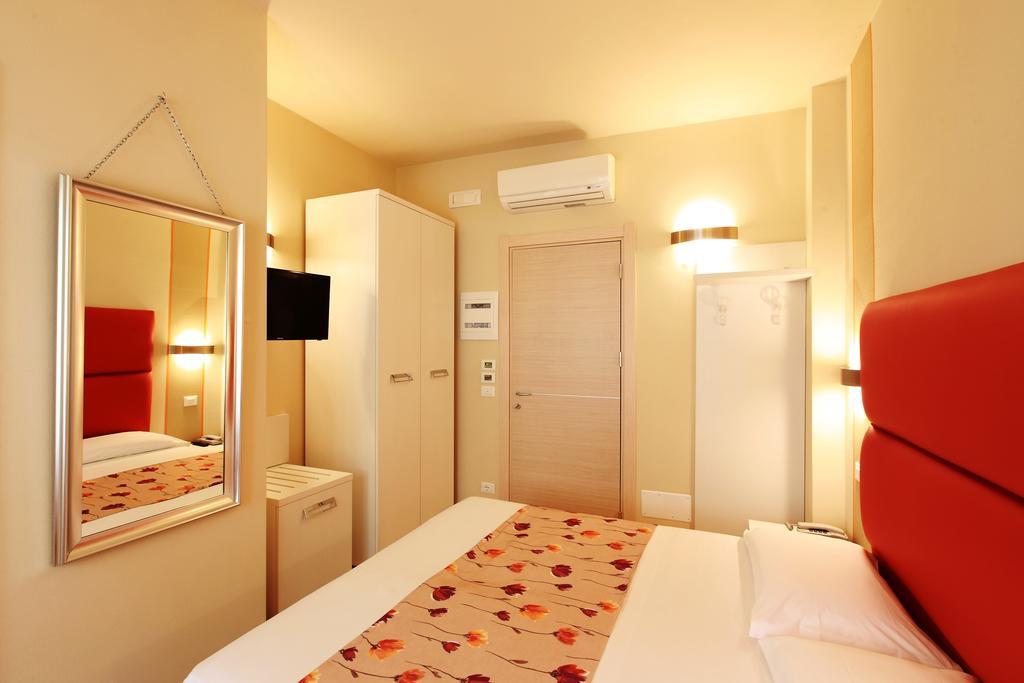 Hotel Souvenir Μοντερόσο αλ Μάρε Εξωτερικό φωτογραφία