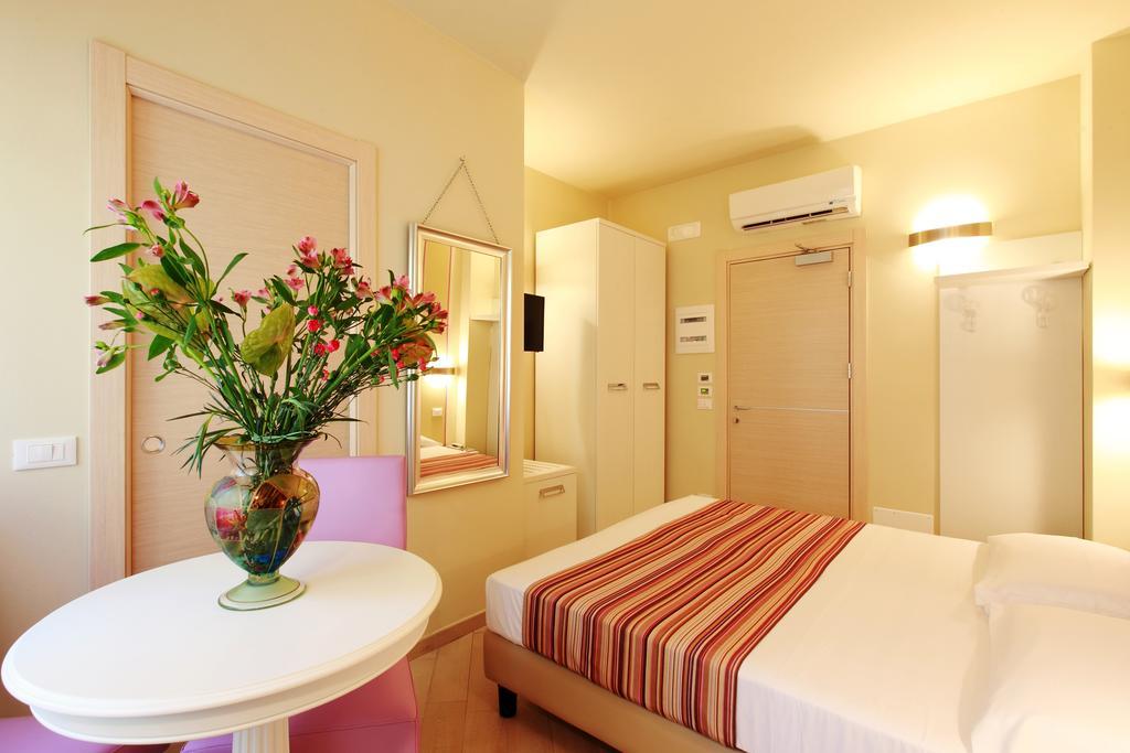 Hotel Souvenir Μοντερόσο αλ Μάρε Εξωτερικό φωτογραφία