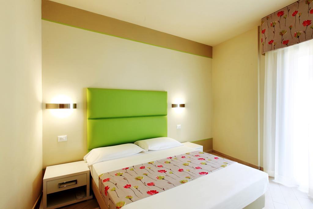 Hotel Souvenir Μοντερόσο αλ Μάρε Εξωτερικό φωτογραφία