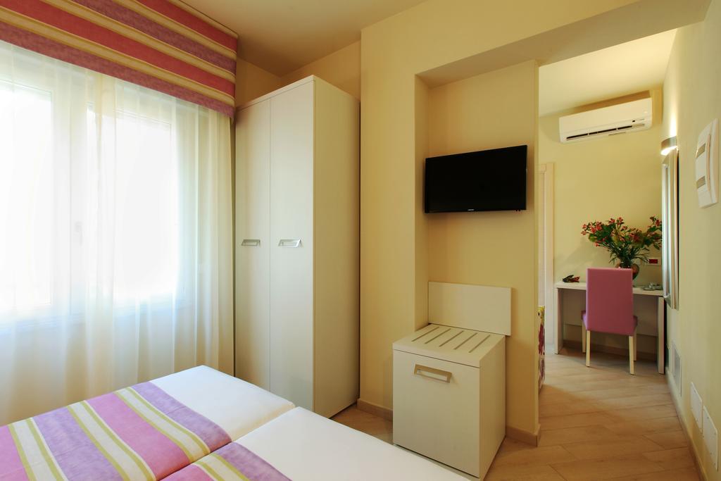 Hotel Souvenir Μοντερόσο αλ Μάρε Εξωτερικό φωτογραφία