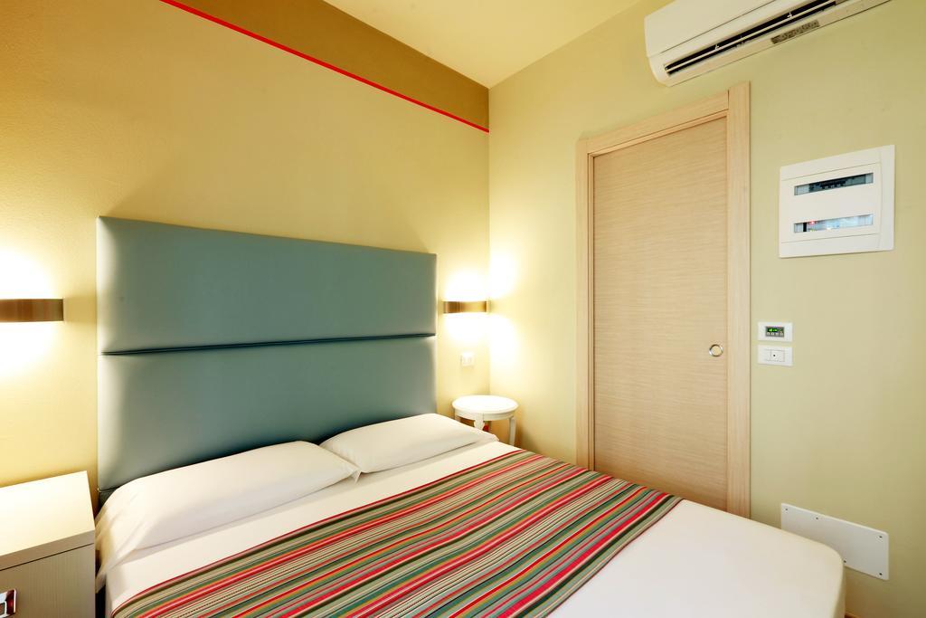 Hotel Souvenir Μοντερόσο αλ Μάρε Εξωτερικό φωτογραφία