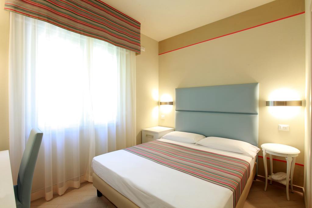 Hotel Souvenir Μοντερόσο αλ Μάρε Εξωτερικό φωτογραφία