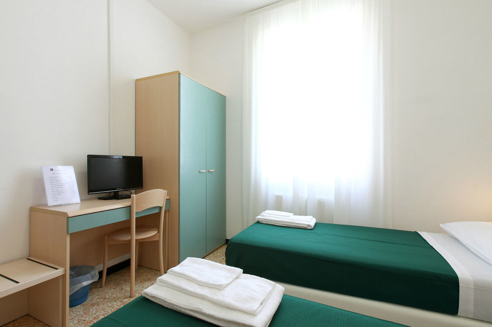Hotel Souvenir Μοντερόσο αλ Μάρε Εξωτερικό φωτογραφία