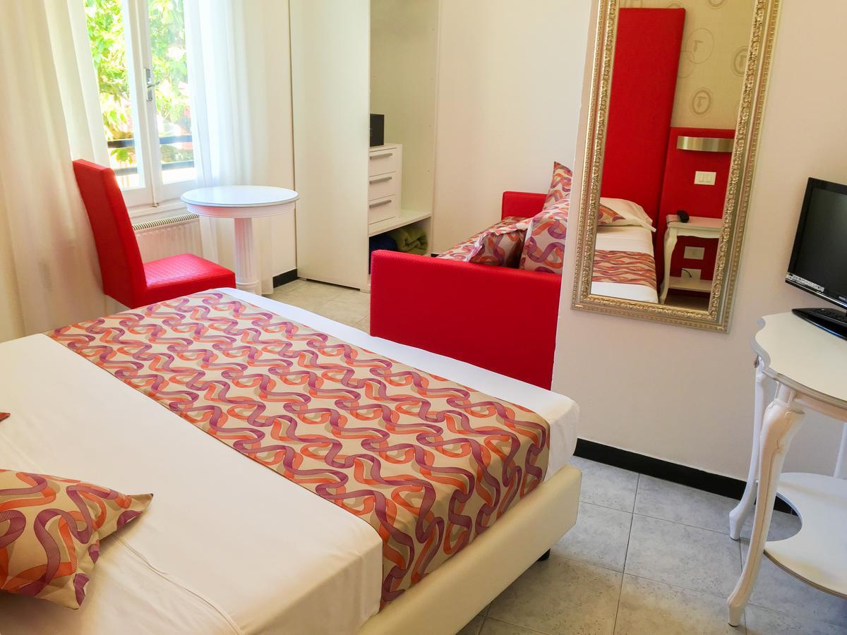Hotel Souvenir Μοντερόσο αλ Μάρε Εξωτερικό φωτογραφία