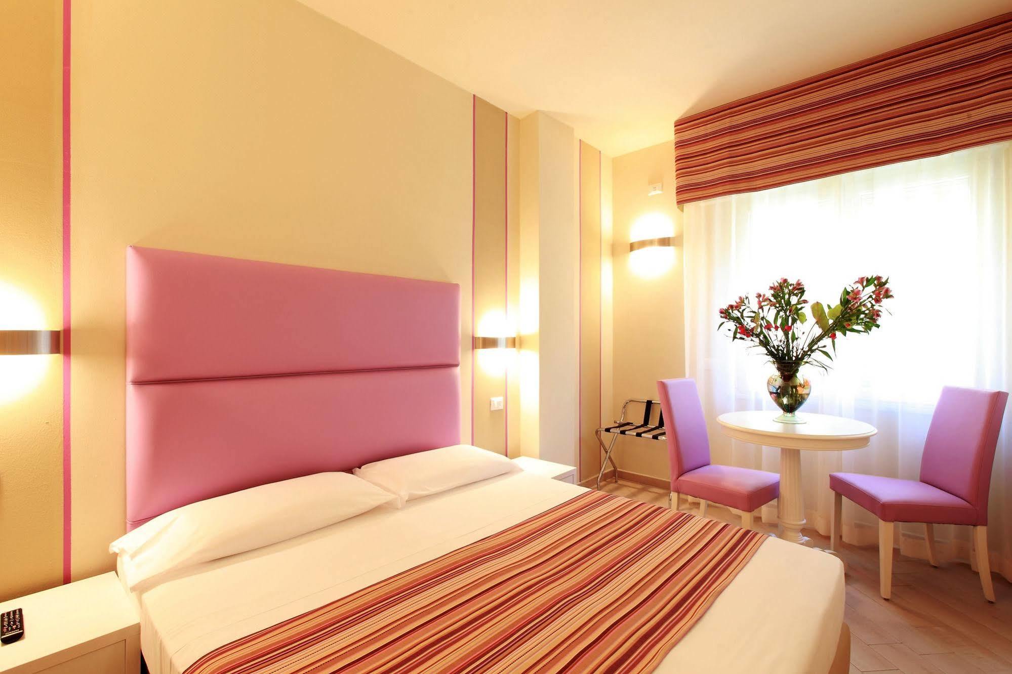 Hotel Souvenir Μοντερόσο αλ Μάρε Εξωτερικό φωτογραφία
